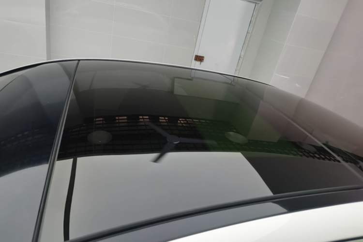 Used Mercedes-Benz C-Class 2017 Facelift C 200 L Sport Edition Roof