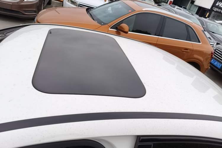 Used Mercedes-Benz C-Class 2017 C 200 Sport Edition Roof