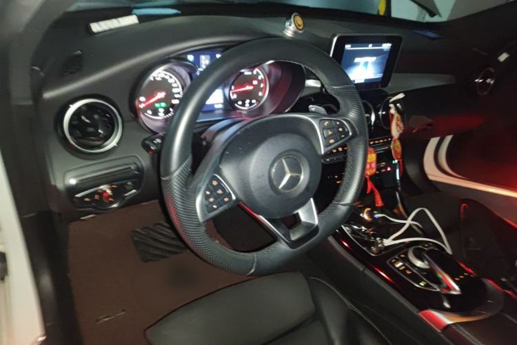 Used Mercedes-Benz C-Class 2017 C 200 Sport Edition Steering Wheel