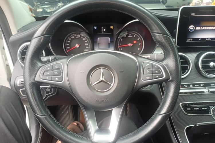 Used Mercedes-Benz C-Class 2017 Facelift C 200 L Sport Edition Steering Wheel