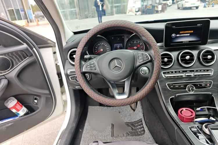 Used Mercedes-Benz C-Class 2017 Facelift C 200 L Sport Edition Steering Wheel
