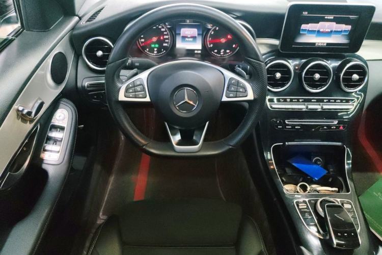 Used Mercedes-Benz C-Class 2017 Restyled C 200 Sport Edition Steering Wheel