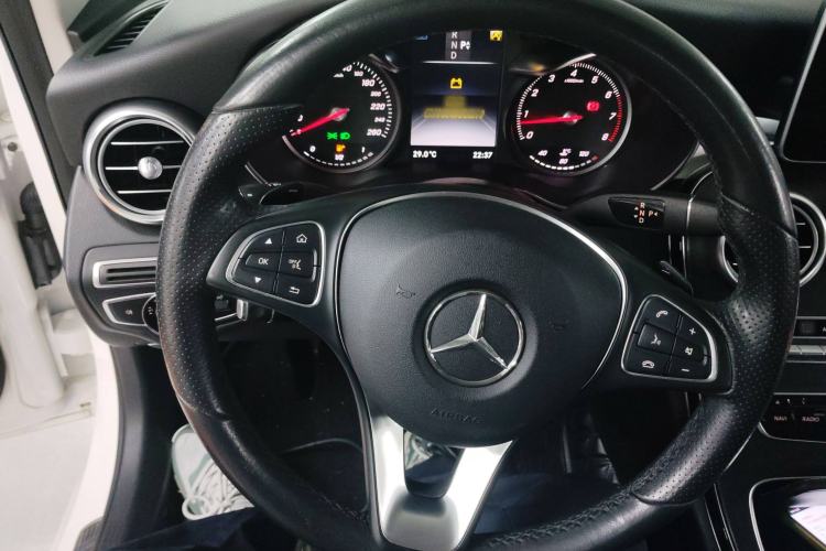 Used Mercedes-Benz C-Class 2017 C 180 Estate Steering Wheel