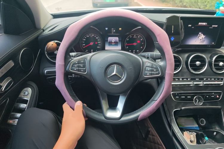 Used Mercedes-Benz C-Class 2017 Facelift C 200 L Sport Edition Steering Wheel