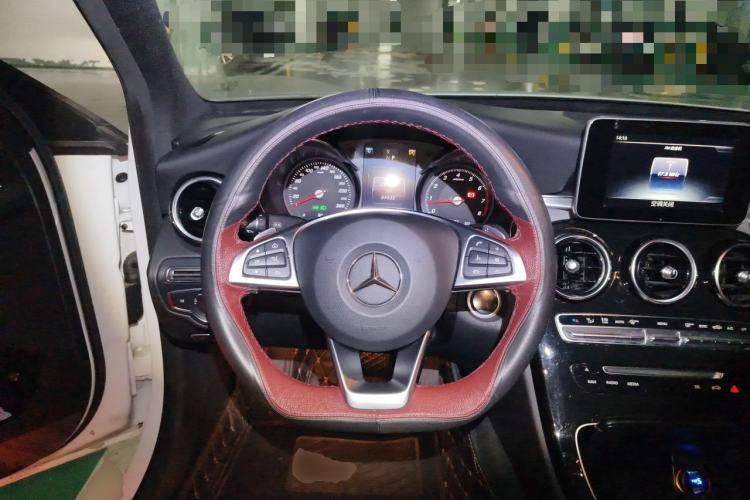 Used Mercedes-Benz C-Class 2017 Restyled C 200 Sport Edition Steering Wheel