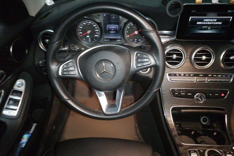 Used Mercedes-Benz C-Class 2017 Facelift C 180 Estate Steering Wheel