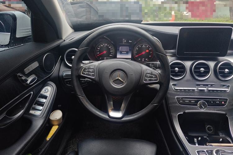 Used Mercedes-Benz C-Class 2017 Facelift C 200 L Sport Edition Steering Wheel