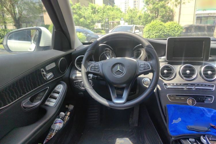 Used Mercedes-Benz C-Class 2017 Facelift C 200 L Sport Edition Steering Wheel