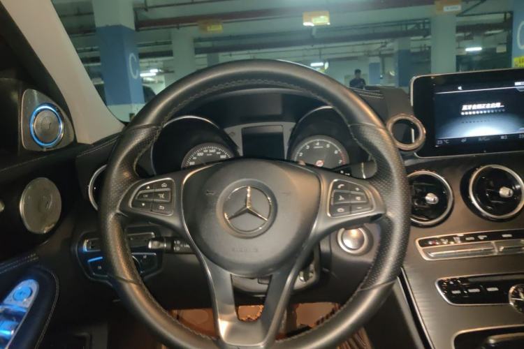 Used Mercedes-Benz C-Class 2017 Facelift C 200 L Sport Edition Steering Wheel