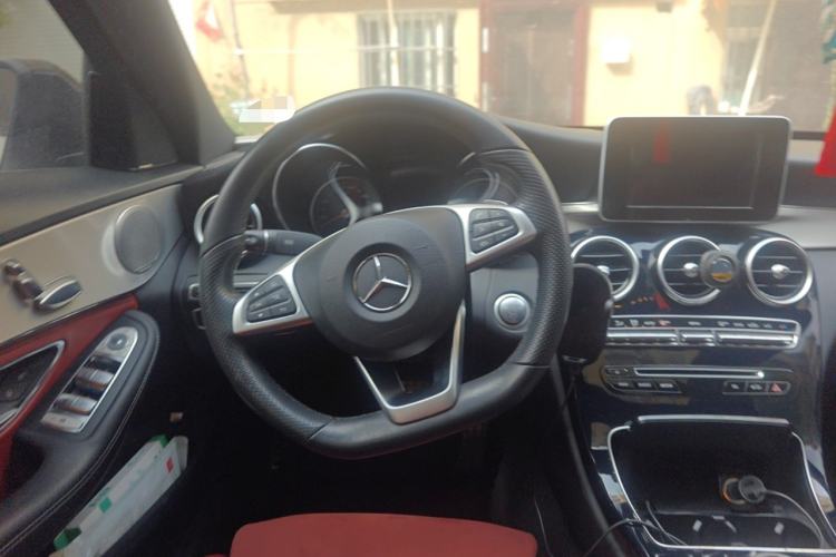 Used Mercedes-Benz C-Class 2017 Restyled C 200 Sport Edition Steering Wheel