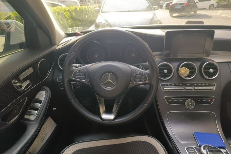 Used Mercedes-Benz C-Class 2017 C 200 L Sport Edition Steering Wheel