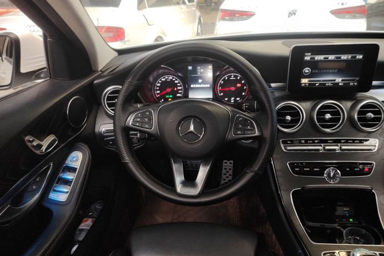 Used Mercedes-Benz C-Class 2017 C 180 Estate Steering Wheel