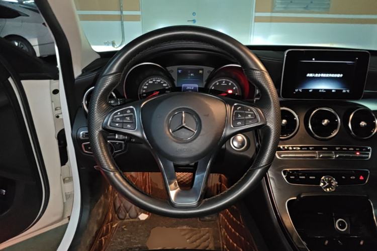 Used Mercedes-Benz C-Class 2017 C 180 L Sport Edition Steering Wheel