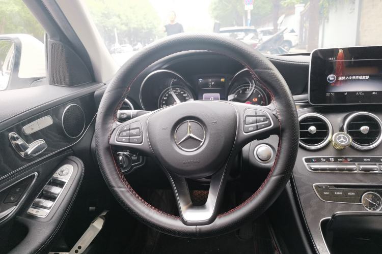 Used Mercedes-Benz C-Class 2017 Facelift C 200 L Sport Edition Steering Wheel
