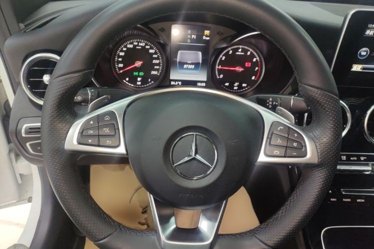 Used Mercedes-Benz C-Class 2017 Restyled C 200 Sport Edition Steering Wheel