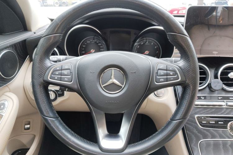 Used Mercedes-Benz C-Class 2017 Facelift C 200 L Sport Edition Steering Wheel