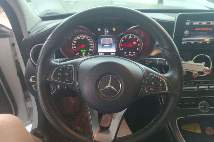 Used Mercedes-Benz C-Class 2017 Facelift C 200 L Sport Edition Steering Wheel