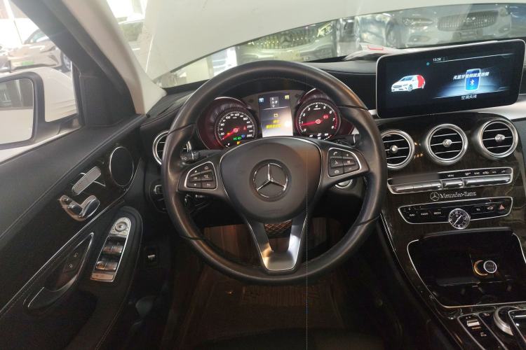 Used Mercedes-Benz C-Class 2017 Facelift C 200 L Steering Wheel