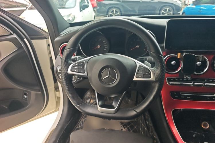 Used Mercedes-Benz C-Class 2017 Restyled C 200 Sport Edition Steering Wheel