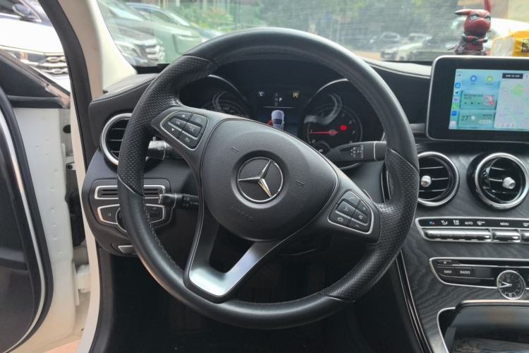 Used Mercedes-Benz C-Class 2017 Facelift C 200 L Sport Edition Steering Wheel