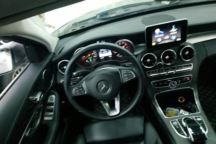 Used Mercedes-Benz C-Class 2017 C 180 L Sport Edition Steering Wheel