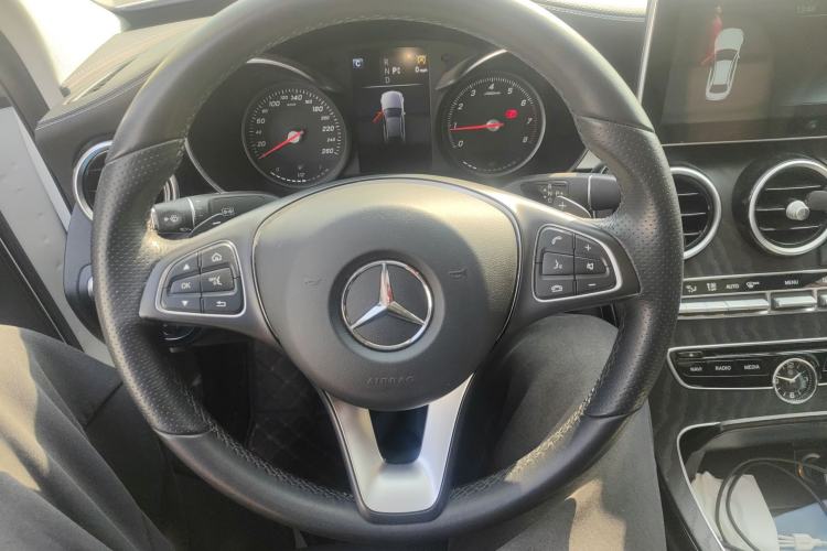 Used Mercedes-Benz C-Class 2017 Facelift C 200 L 4MATIC Sport Edition Steering Wheel