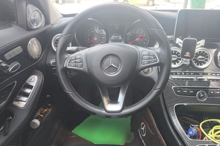 Used Mercedes-Benz C-Class 2017 Facelift C 200 L Sport Edition Steering Wheel