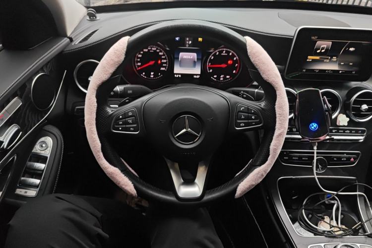 Used Mercedes-Benz C-Class 2017 Facelift C 200 L Sport Edition Steering Wheel