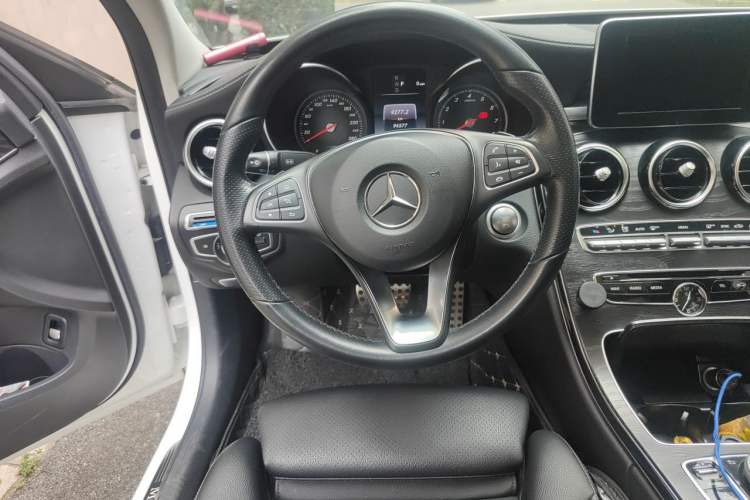 Used Mercedes-Benz C-Class 2017 C 200 L Sport Edition Steering Wheel