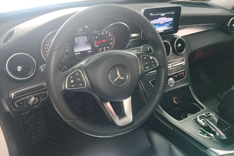 Used Mercedes-Benz C-Class 2017 C 200 L Sport Edition Steering Wheel