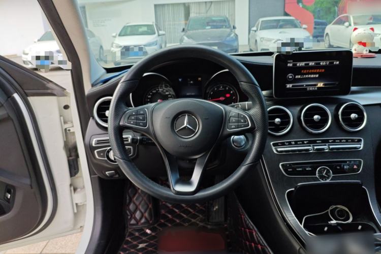 Used Mercedes-Benz C-Class 2017 C 180 L Sport Edition Steering Wheel