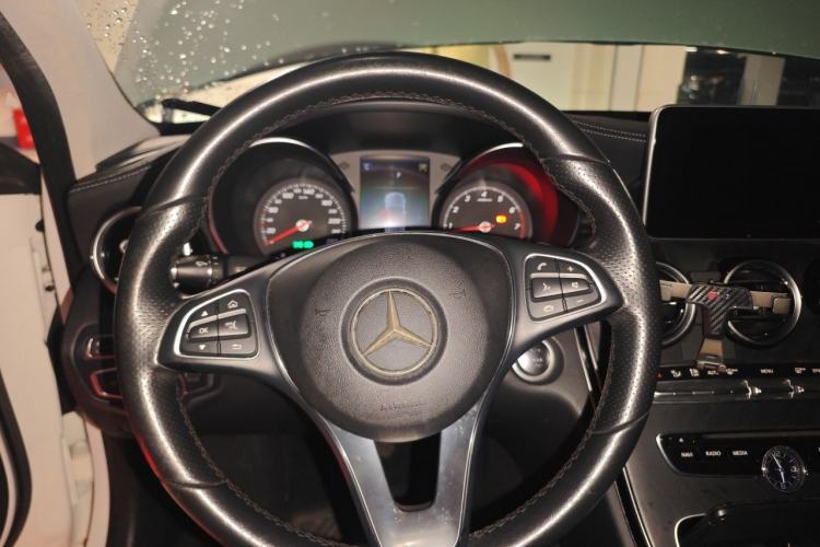 Used Mercedes-Benz C-Class 2017 Restyled C 200 Sport Edition Steering Wheel