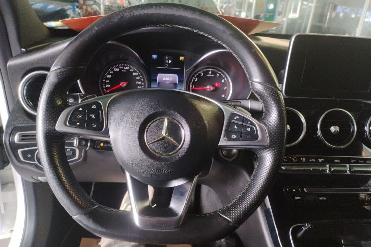 Used Mercedes-Benz C-Class 2017 Restyled C 200 Sport Edition Steering Wheel