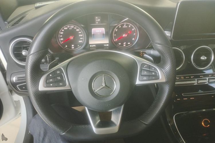 Used Mercedes-Benz C-Class 2017 Restyled C 200 Sport Edition Steering Wheel