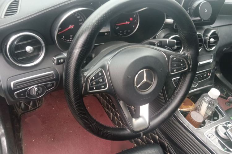 Used Mercedes-Benz C-Class 2017 Facelift C 200 L Steering Wheel