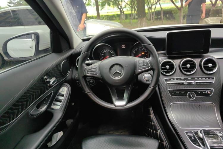 Used Mercedes-Benz C-Class 2017 Restyled C 180 L Fashion Edition Sport Version Steering Wheel