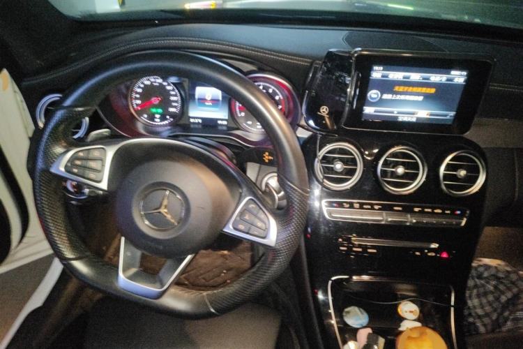 Used Mercedes-Benz C-Class 2017 Facelift C 200 Coupe Steering Wheel