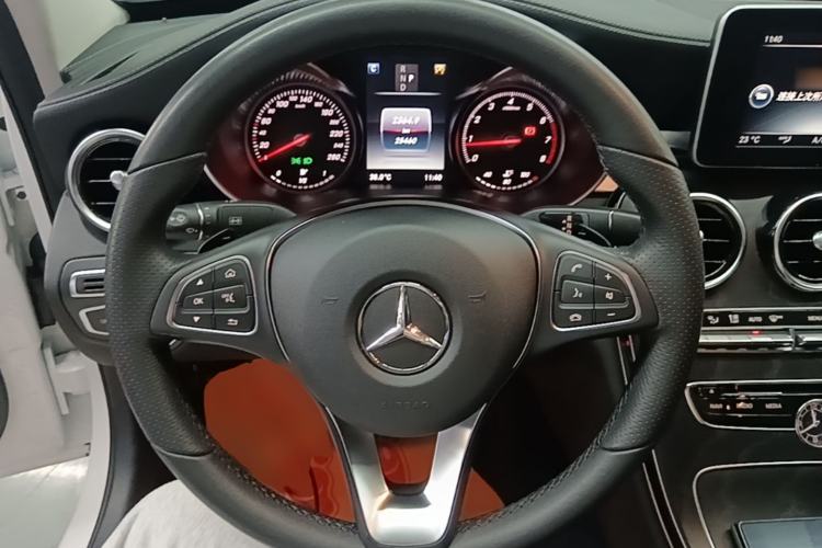 Used Mercedes-Benz C-Class 2017 Facelift C 200 L Sport Edition Steering Wheel