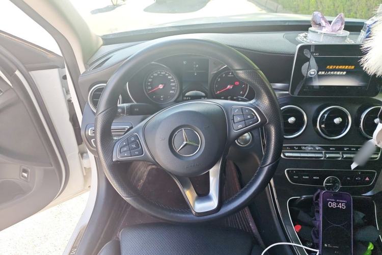 Used Mercedes-Benz C-Class 2017 Facelift C 200 L Sport Edition Steering Wheel