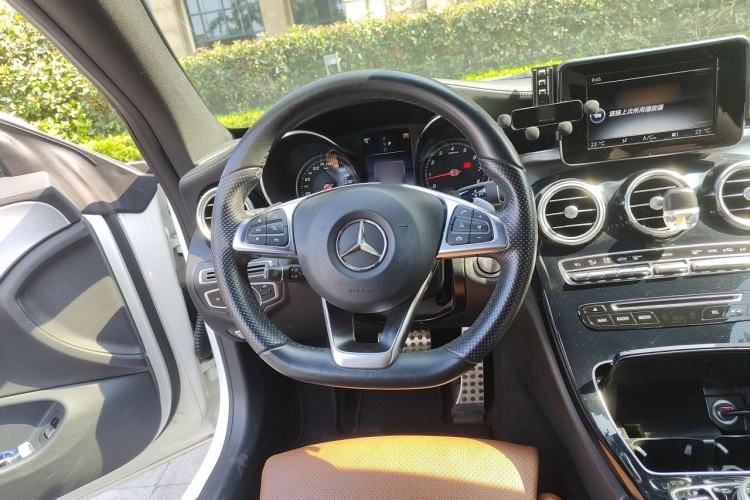 Used Mercedes-Benz C-Class 2017 Facelift C 200 Coupe Steering Wheel