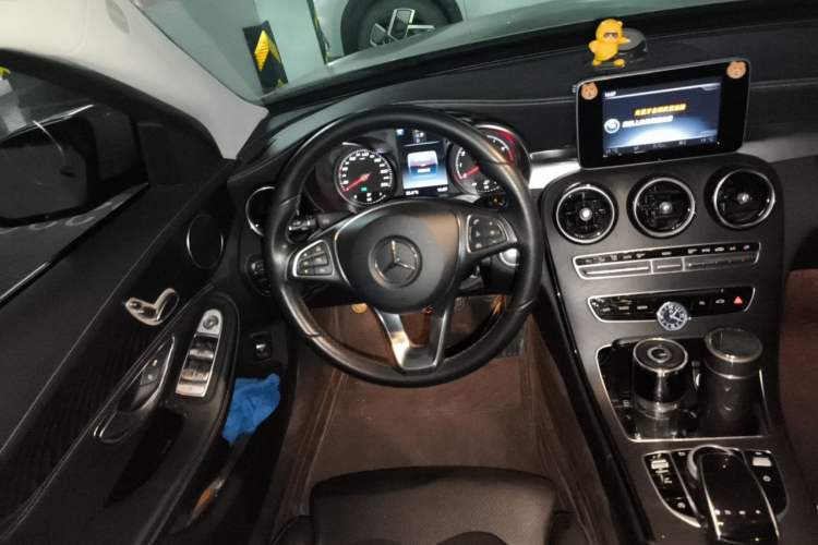 Used Mercedes-Benz C-Class 2017 Restyled C 180 L Fashion Edition Sport Version Steering Wheel