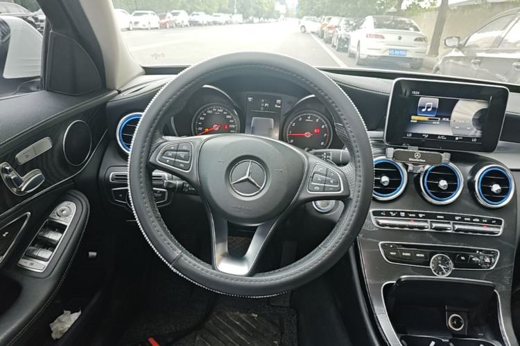 Used Mercedes-Benz C-Class 2017 C 200 L Sport Edition Steering Wheel