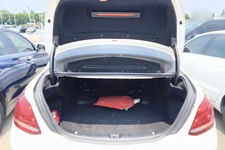Used Mercedes-Benz C-Class 2017 Restyled C 180 L Fashion Edition Sport Version Trunk