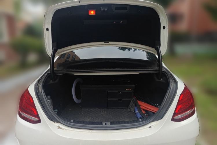 Used Mercedes-Benz C-Class 2017 Facelift C 200 L Sport Edition Trunk
