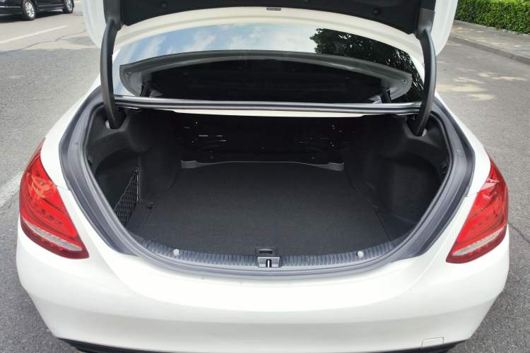 Used Mercedes-Benz C-Class 2017 C 200 Sport Edition Trunk