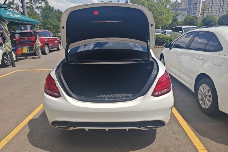 Used Mercedes-Benz C-Class 2017 Restyled C 180 L Fashion Edition Sport Version Trunk