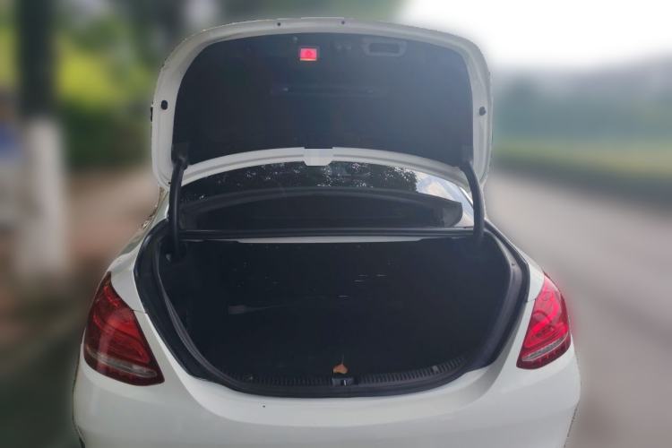 Used Mercedes-Benz C-Class 2017 Restyled C 180 L Fashion Edition Sport Version Trunk