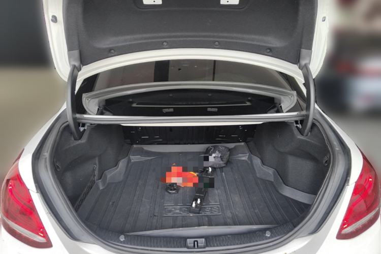 Used Mercedes-Benz C-Class 2017 Restyled C 180 L Fashion Edition Sport Version Trunk