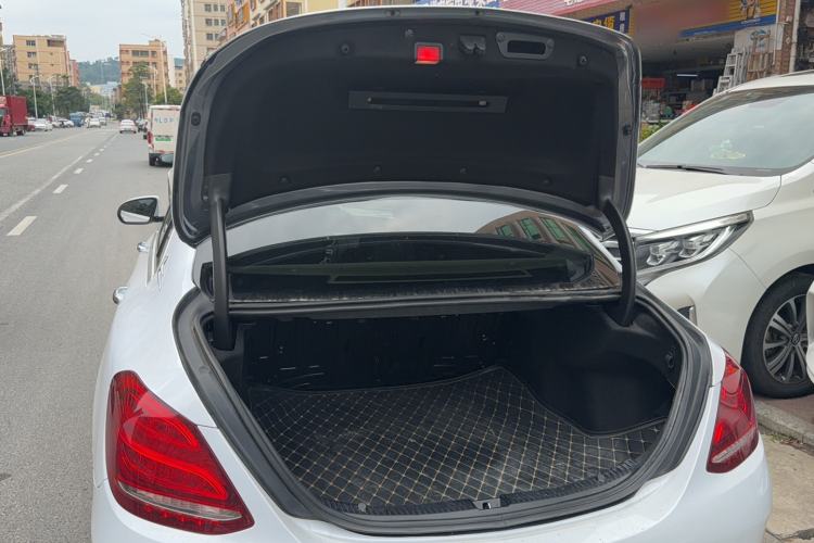 Used Mercedes-Benz C-Class 2017 Facelift C 200 L Sport Edition Trunk