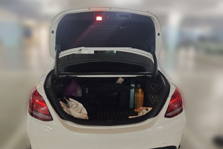 Used Mercedes-Benz C-Class 2017 Restyled C 180 L Fashion Edition Sport Version Trunk